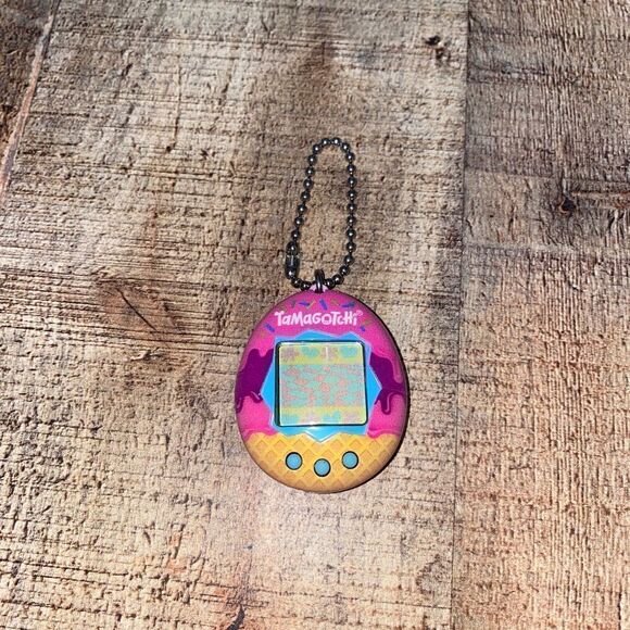 Tamagotchi Original Ice Cream - Picture 1 of 6